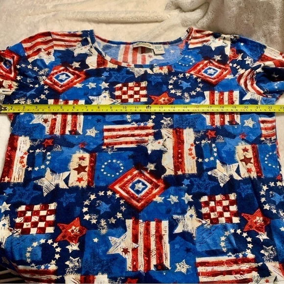 Collections Etc Tee Large Red White Blue Taupe 100% Cotton Sequins Short Slvs - Picture 11 of 13